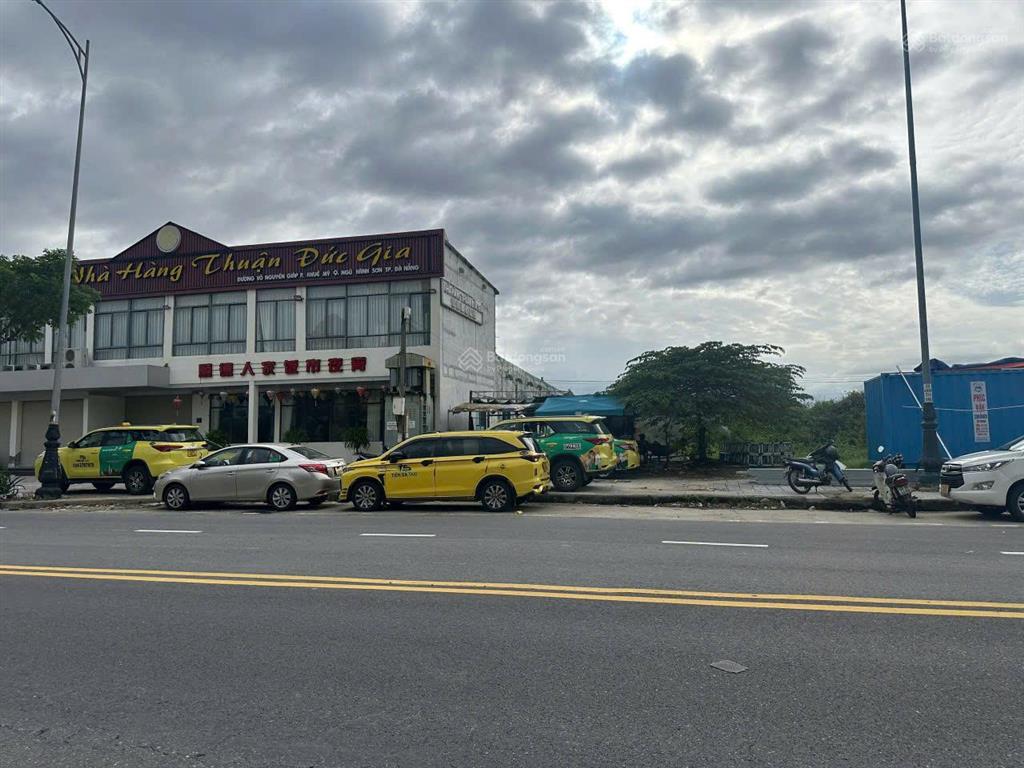 Bán 2 lô đất võ nguyên giáp, vị trí đối diện cổng casino crow