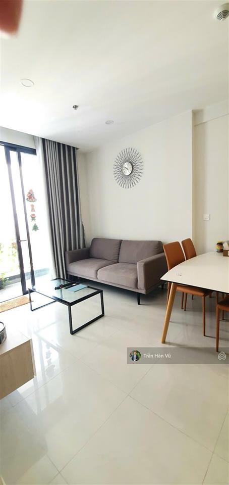 Lỗ hơn 350triệu, bán căn 2 phòng ngủ full nt sổ hồng riêng view hồ bơi cc lê phong, trần hàn vũ