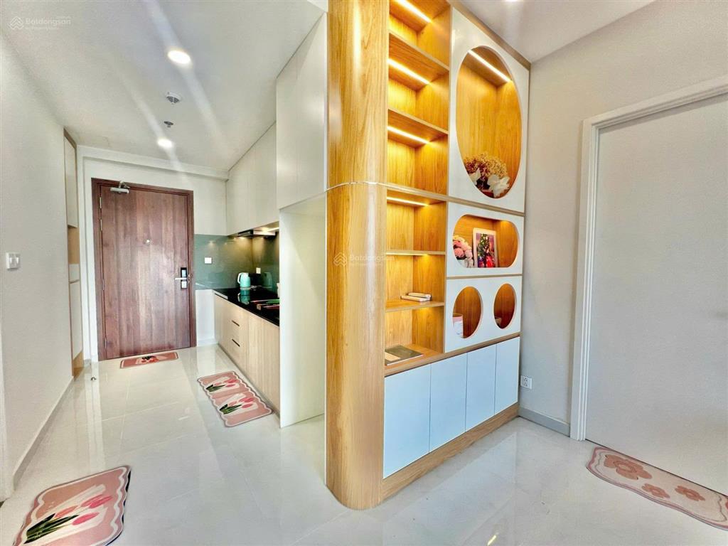 Chủ bán nhanh căn hộ 1 phòng ngủ full nội thất chỉ 2,35 tỷ cc the emerald golf view  trần hàn vũ