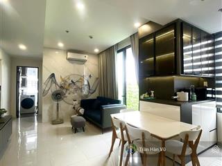 Cho thuê căn hộ 2 phòng ngủ góc full nội thất xịn đẹp view hồ bơi chung cư the emerald golf view