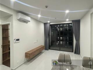 Giá tốt chính chủ bán căn hộ 2pn1wc full nội thất có hđ thuê sẵn cc the emerald golf view