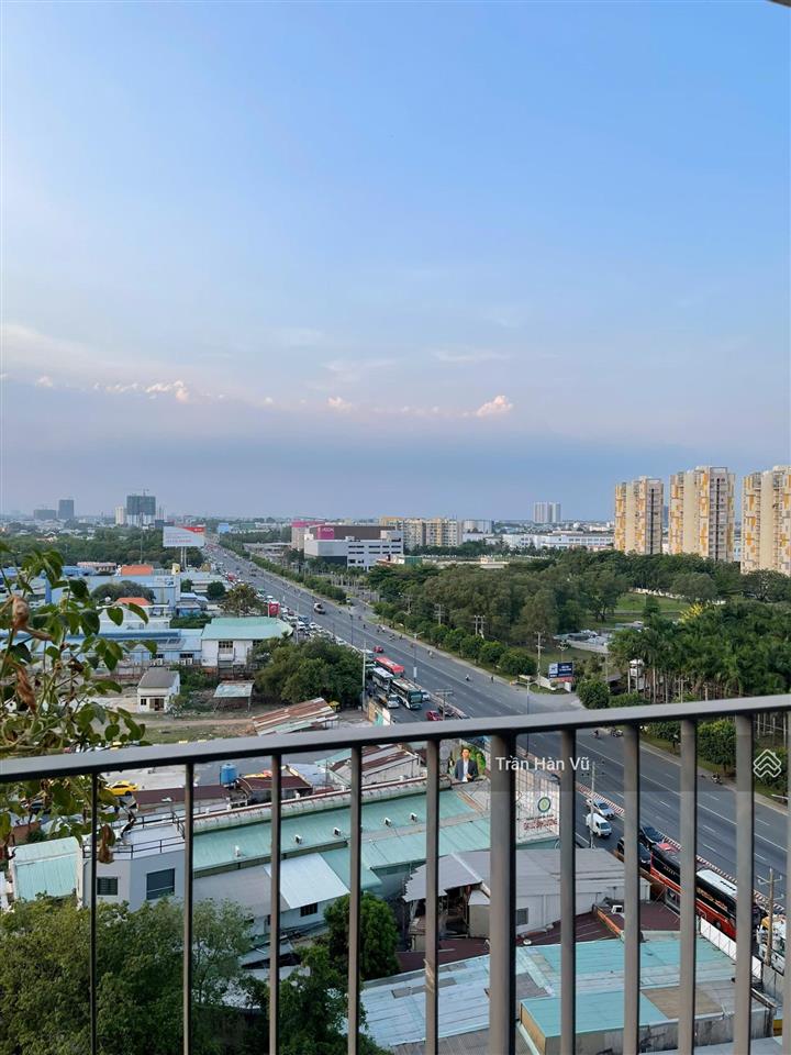 Cho thuê căn hộ 1 phòng ngủ view golf siêu đẹp chỉ 7tr/th chung cư cao cấp lê phong,  trần hàn vũ