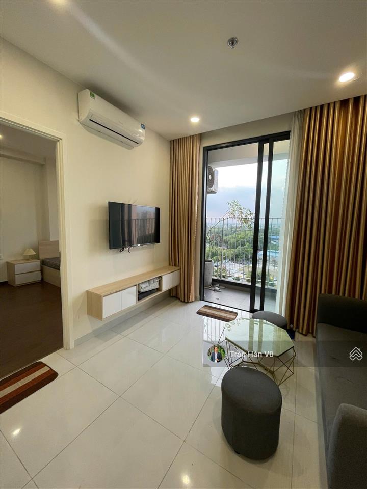 Cho thuê căn hộ 1 phòng ngủ view golf siêu đẹp chỉ 7tr/th chung cư cao cấp lê phong,  trần hàn vũ