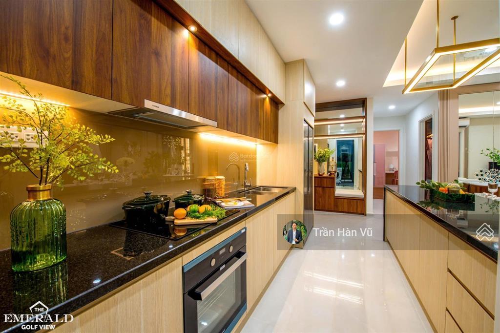 Giá cạnh tranhcần sang nhượng căn hộ 2pn2wc full nội thất đẹp chỉ 3.1 tỷ cc the emerald golf view