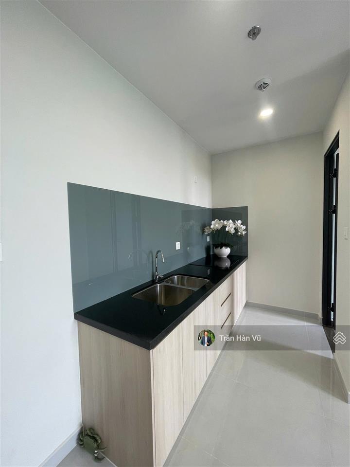 Bán nhanh  giá cạnh tranh, căn hộ 1pn chỉ 2,2tỷ đã có sổ có hđ thuê dài hạn cc lê phong