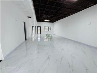 Cho thuê mặt bằng trần quý cáp 2 mặt tiền 315m2 ngang 10m giá 65 triệu/tháng