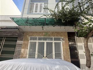 Cho thuê nhà phước long ở kinh doanh 3 tầng giá 13 triệu/tháng