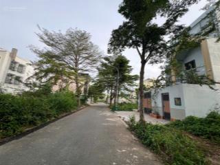 Lô đất ngang 8 dài 20m full thổ. phú hữu thủ đức cạnh bưng ông thoàn   0938 868 ***