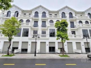 Bán gấp 14 tỷ liền kề 4.5 tầng sao biển 23 vinhome ocean park gia lâm
