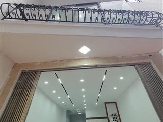 Cực hiếm nhà 32m2*5t*3pn thang máy, full nội thất, 10m ra đường ô tô tránh tại ngõ chùa xa la