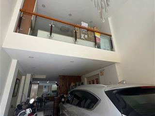 Chính chủ bán đi định cư! dt 100m2  nở hậu (xây dựng 3t)  chỉ 9.9 tỷ lê văn sỹ, quận 3