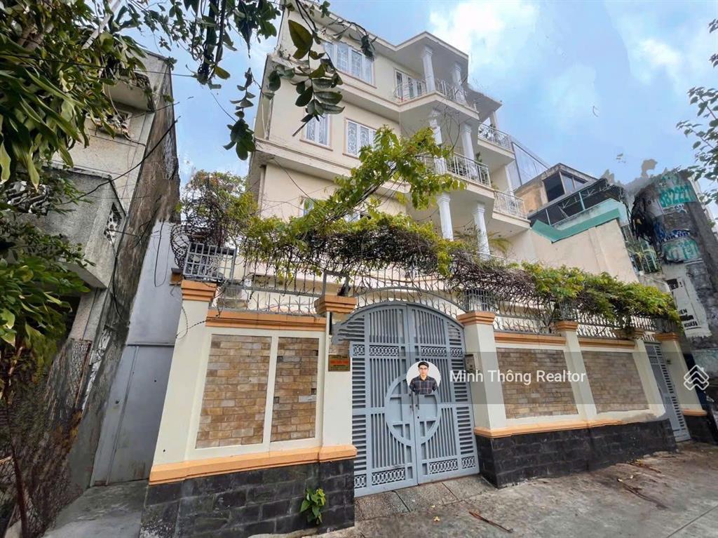 Nhà thật 100%! hxh  4t  dt 12x17m (165m²) vuông vức chỉ còn 22.7 tỷ nguyễn văn trỗi, pn