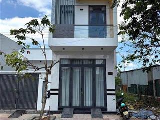 Nhà SHR ngay chợ Bà Tri