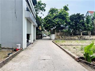 Bán mảnh đất diện tích 51.2m2, cách cầu thăng long 500m2, oto và tận đất, sổ đỏ vuông vắn