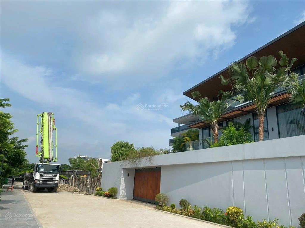 Bán mảnh đất gần dự án liên cấp quốc tế fpt, tại xóm 4 hải bối.dt 58m2, ngõ thông ,kinh doanh.