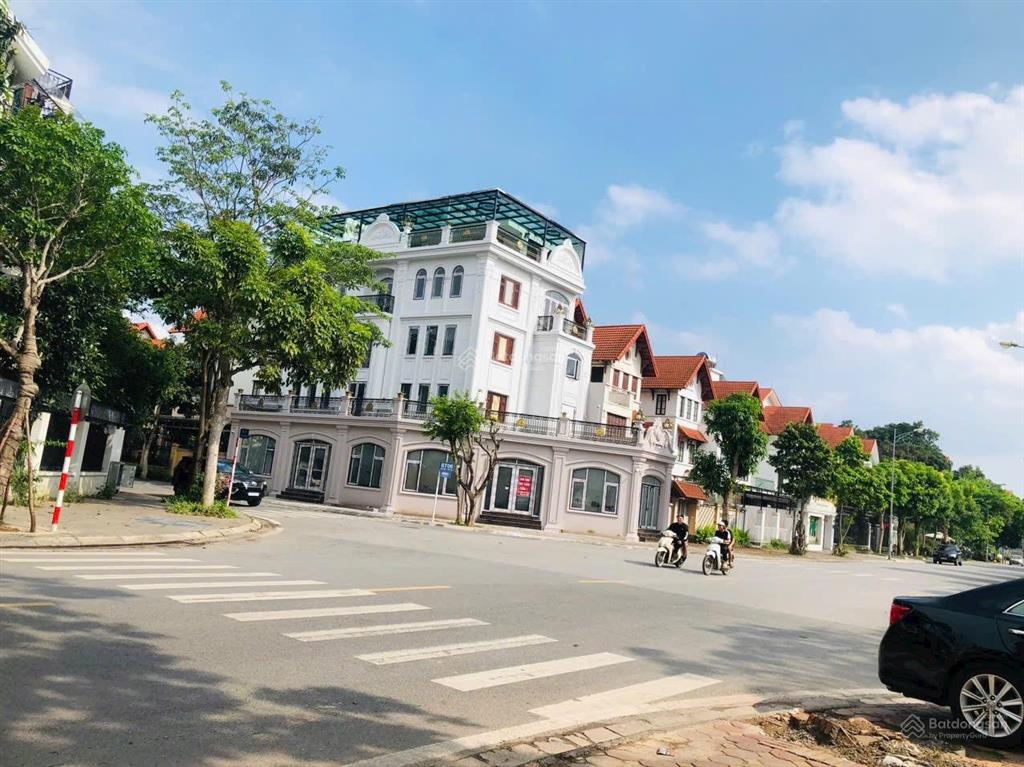 Chính chủ bán nhà lk mặt phố bùi thiện ngộ kđt việt hưng, long biên