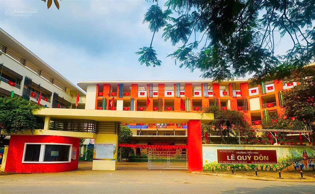 Bán nhà 2 mặt phố tại nguyễn văn hưởng, 152m2, view đẹp, giá cực tốt