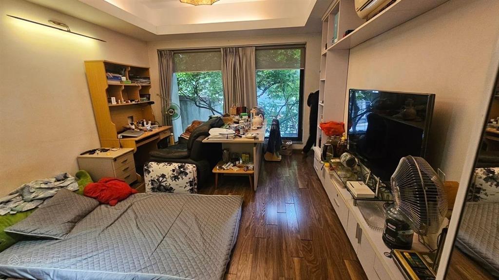 Bán nhà 2 mặt phố tại nguyễn văn hưởng, 152m2, view đẹp, giá cực tốt