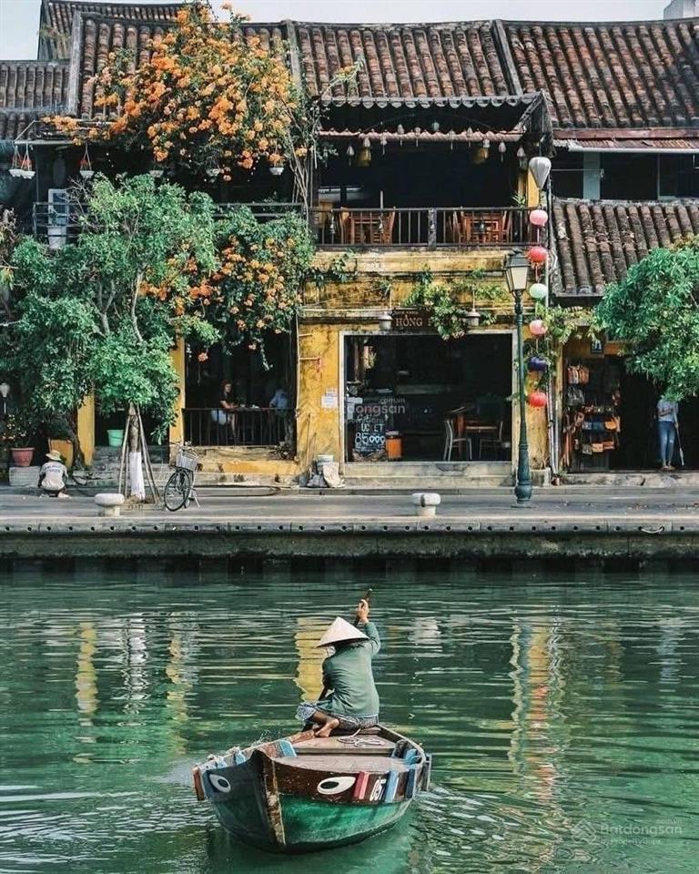 Chỉ 2.15 tỷ sở hữu ngay 125m² đất đẹp vuông vức tặng nhà đường 7m5 tại bến trễ, hội an