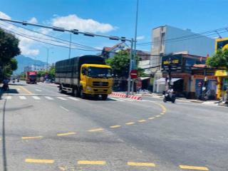 208m2, lô góc 2 mặt tiền, tặng mặt bằng kinh doanh 3 tầng, vị trí sầm uất chỉ 18.8 tỷ lạc long quân