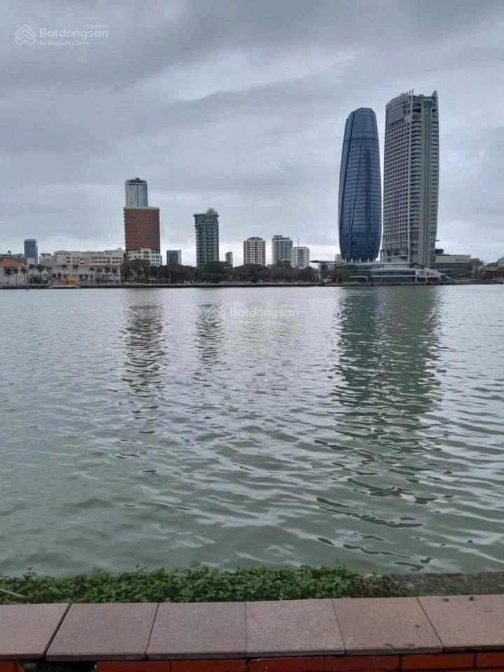 102m2, ngay trung tâm tài chính, biển mỹ khê, mặt tiền nguyễn thiện kế chỉ 9.75 tỷ sơn trà.