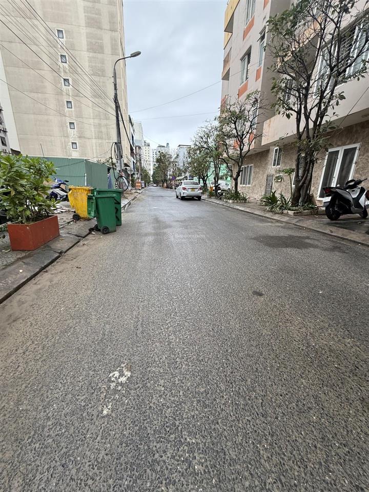 Hiếm! vị trí vàng, gần biển, ngay phố tây, 150m2, lô góc 2 mặt tiền phan liêm giá ngon, 53 tỷ