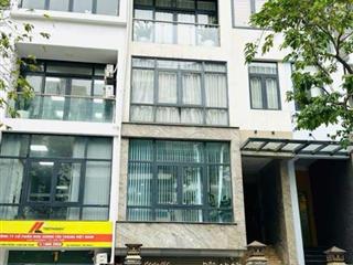 Bán nhà khu vực Mỹ Đình 1 phân lô,ô tô,tránh,vỉa hè,kinh doanh,sầm uất giá 26.5 tỷ