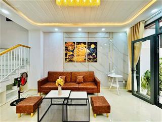 Nhà phố 3 lầu hxh ngay nguyễn trọng tuyển  phú nhuận giá chỉ 5 tỷ 200 ( tl ) sổ sẵn chính chủ