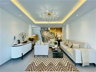Định cư nước ngoài chủ nhà gửi bán căn ngay nguyễn kiệm  phú nhuận chỉ nhỉnh 3.2 tỷ ( tl ) sổ sẵn