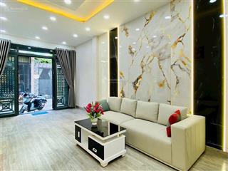 Bán nhà sang nhượng hd thuê 300 triệu / năm ngay thích quảng đức  phú nhuận sổ sẵn