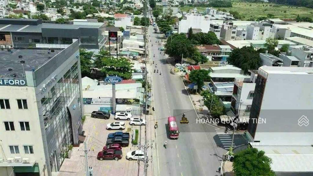 2mt hoàng hữu nam ~ 12,5m*24m = 300m2. sát lê văn việt  đối diện showroom st ford + mitsubishi q9