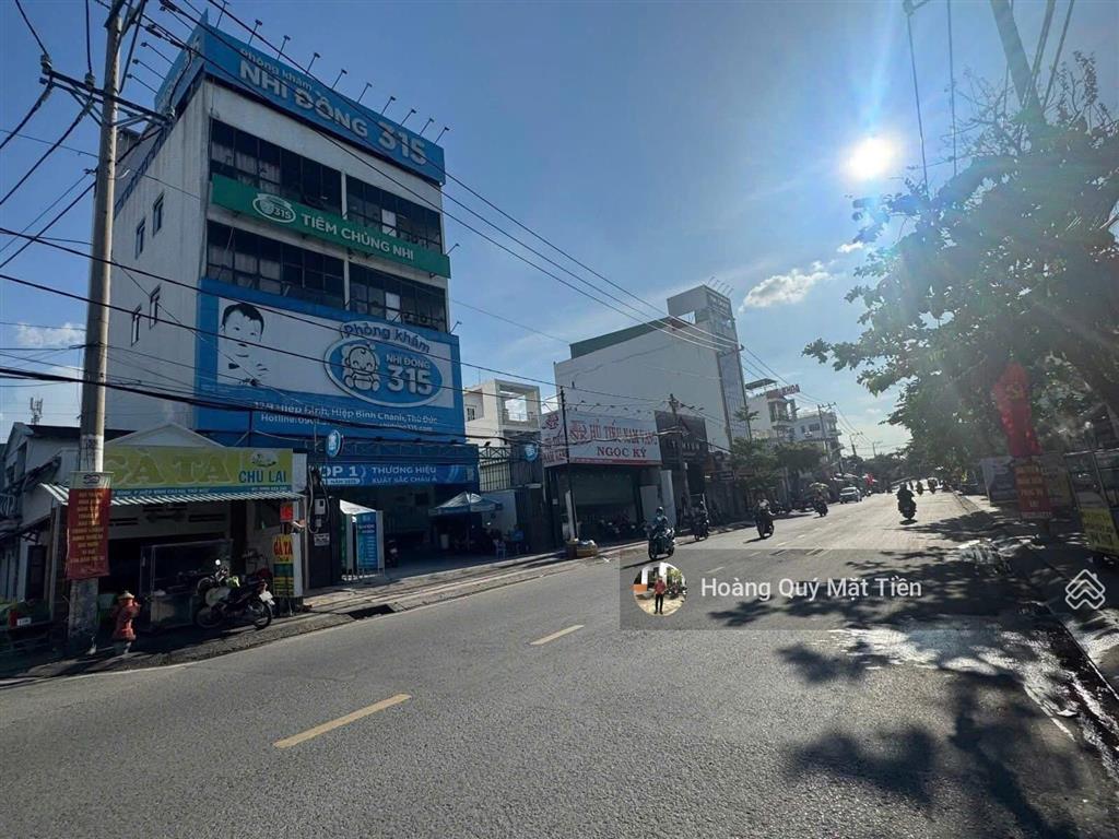 Mt hiệp bình ~ 11m*41m = 450m2 (chợ hiệp bình). ctxd hầm + 6 tầng  khu kd sầm uất. bán 135 tr/m2