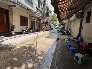 Tân mai  hoàng mai ngõ thông ba gác , cách oto tránh 15m ,đường lớn 30m  d.tích 52.5m x 7,2 tỷ