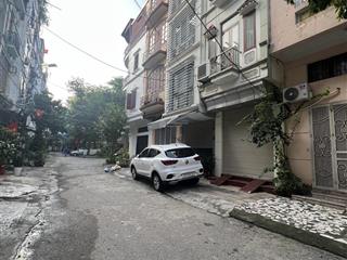 Phân lô đền lừ  vỉa hè  oto tránh đỗ  kinh doanh  5 tầng  gara oto  giá hơn 12 tỷ