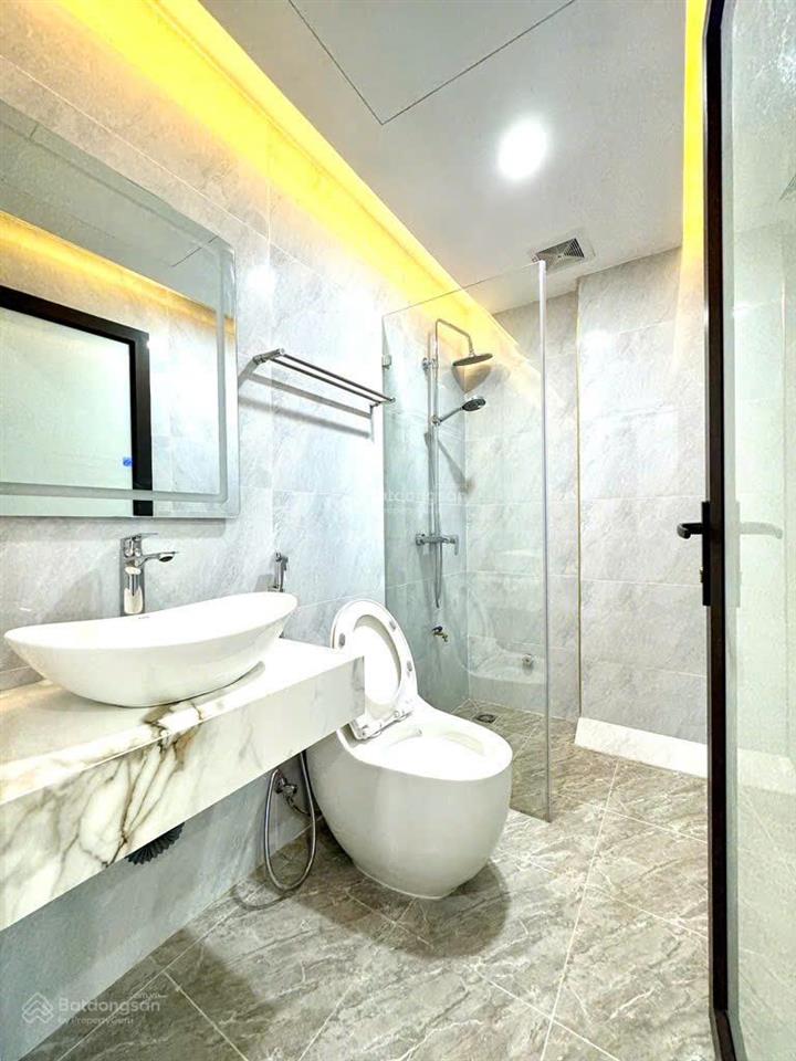 Phân lô đền lừ  kinh doanh vỉa hè  7 tầng thang máy  thông sàn gara oto  giá 19 tỷ