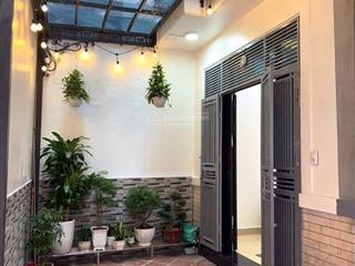 Tam trinh  hơn 7 tỷ  oto thông 2 đầu, nhà gần mặt phố  35m x 6 tầng.