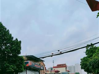 Bán đất diện tích 41m2, mặt tiền 5,5m, đức thượng hoài đức, đường thông, 10m ra ô tô
