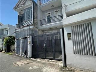 Hxh thông hai đầu, gò cát  p. phú hữu  quận 9  150m2  3 tầng  chỉ 45 triệu/m2. nở hậu
