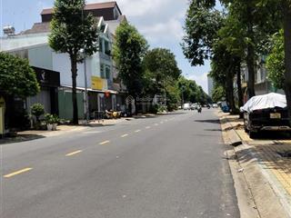 Không có căn so sánh  1 trệt lửng .dt82,5 m 2  đường thông 6m.phân lô  tặng móng 4 tầng .tnpa.