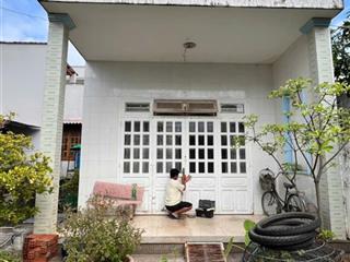 Cg phước long b bán đất tặng nhà cấp 4. diện tích 138m2 ngang 6,1m
