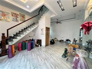 Linh xuân  4 tầng đường xe hơi 5m4 pn khép kín  ngang 4,9m full nội thất.