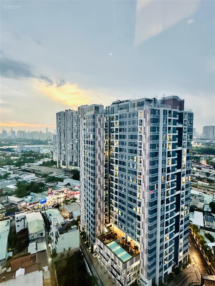 Chuyển nhượng căn hộ precia quận 2 chỉ 5.8 tỷ, dt 71.3m2, 2pn+2wc, nhà mới 96%. xem nhà 0909 621 ***