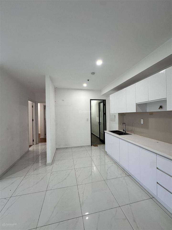 Chuyển nhượng căn hộ precia quận 2 chỉ 5.8 tỷ, dt 71.3m2, 2pn+2wc, nhà mới 96%. xem nhà 0909 621 ***