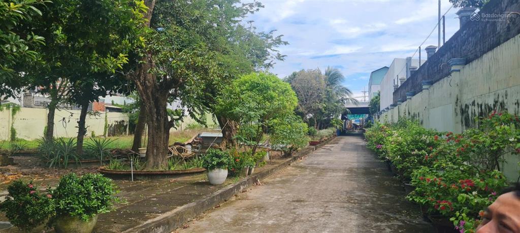 Bán 3500m2 full thổ long tuyền, cần thơ  giá 160 tỷ