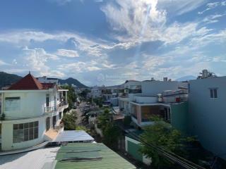 Bán nhà giá rẻ gần biển đường ô tô có sổ hồng riêng tại hẻm nguyễn biểu nha trang chủ cần bán