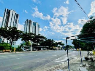 Mê mẫn bán nhà mặt tiền phạm văn đồng view biển đối diện tòa nhà laluna ngang 6,5 tại nha trang