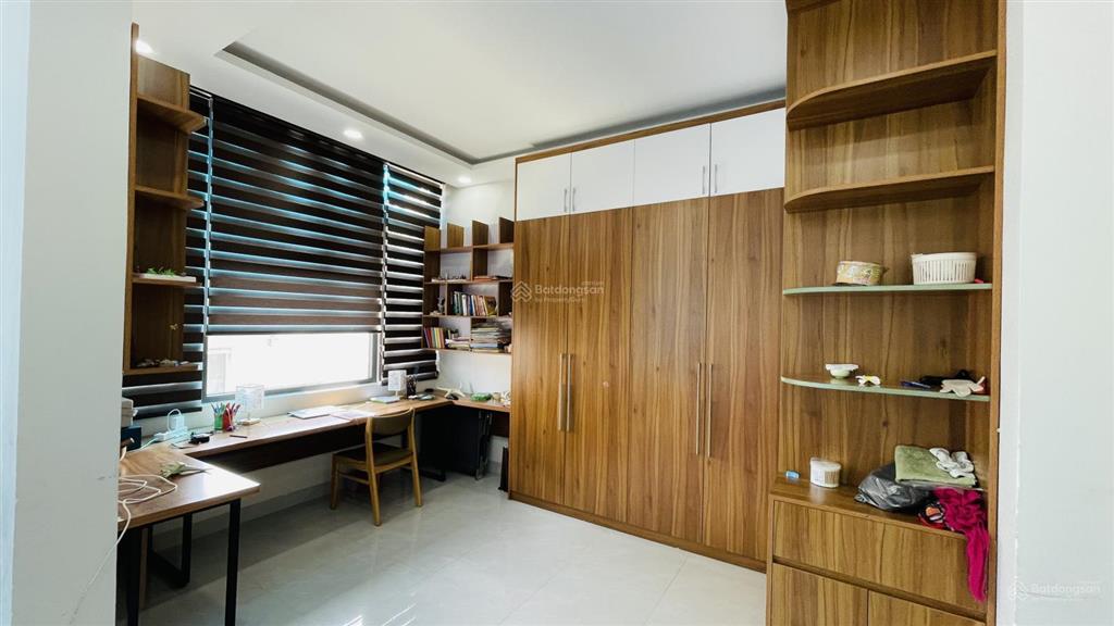 Bán nhà gần biển hòn chồng nha trang đường ô tô giá rẻ ngang đẹp hướng đông sổ hồng hoàn công