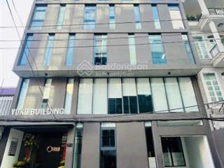 Cho thuê nhà mới xây ngay góc ngã tư đường nguyễn văn cừ quận 5