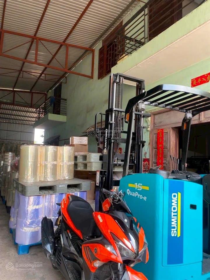Bán nhà xưởng dt 1.300m2 ngang lớn 30m vị trí thuận tiện di chuyển dòng tiền ổn định