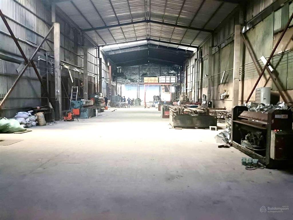 Nhà xưởng mặt tiền tl10 dt 1000m ngang gần 20m full thổ cư